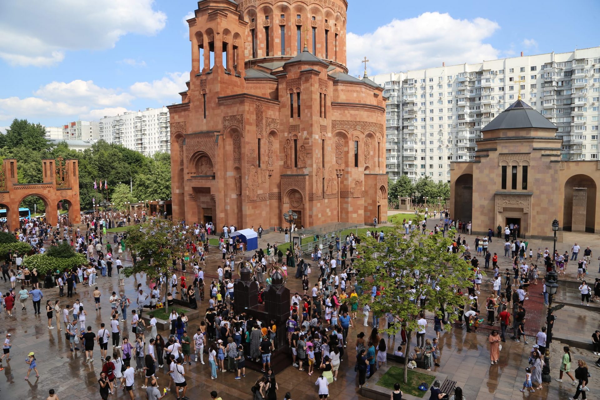 Армянская Апостольская Церковь в Москве